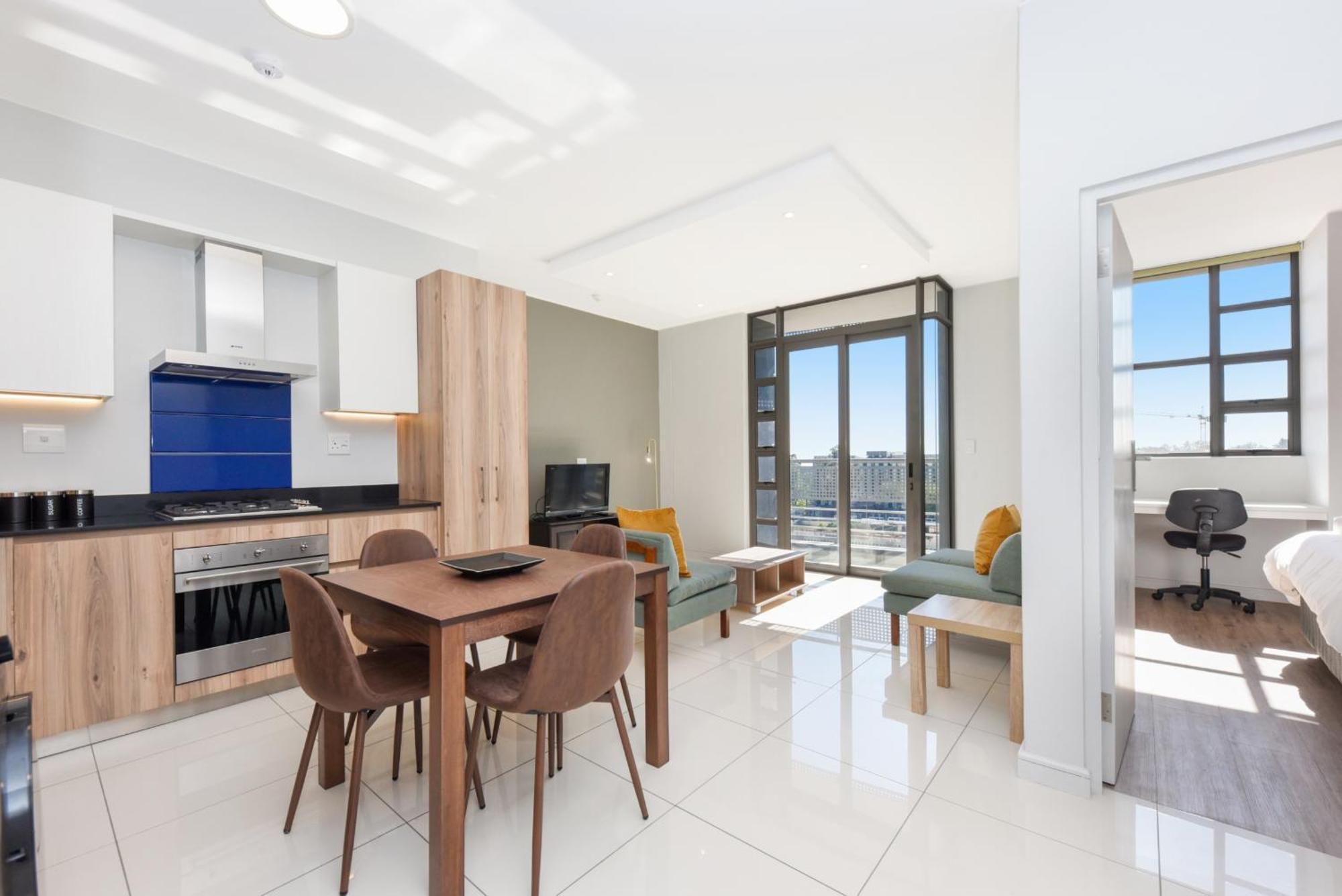 The Median Rosebank Luxury Apartment - Building With Generator Johannesburgo Exterior foto
